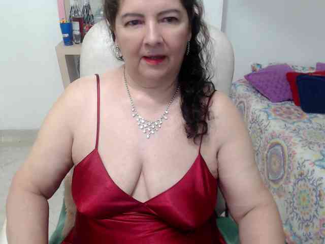 leonela-68 Live Webcam on BongaCams