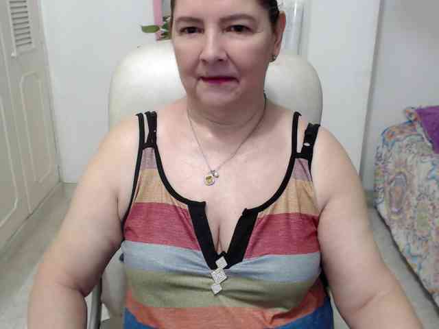 leonela-68 webcam