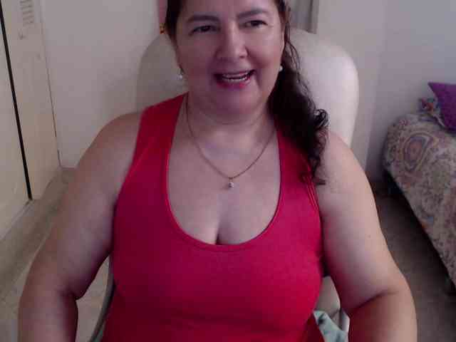 leonela-68