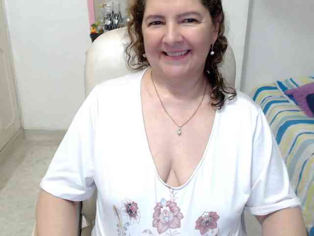 leonela-68