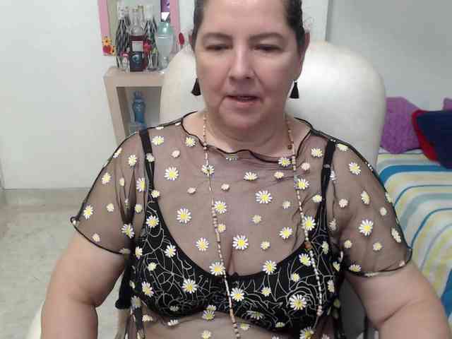 leonela-68 leonela-68