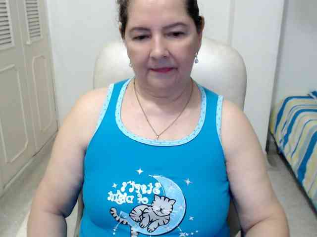 leonela-68