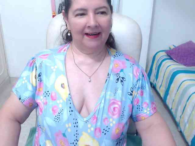 leonela-68 webcam