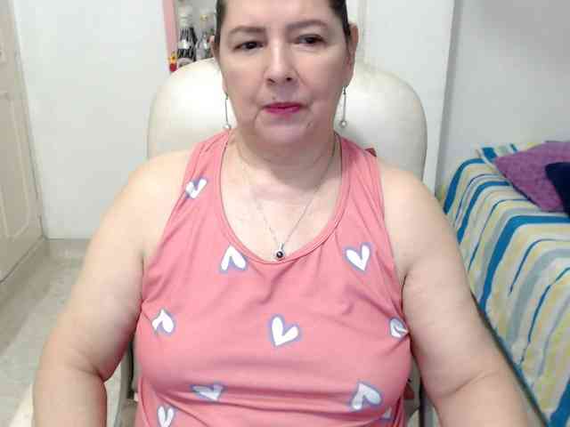 leonela-68