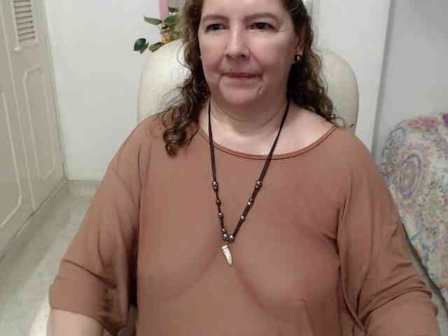 leonela-68 webcam