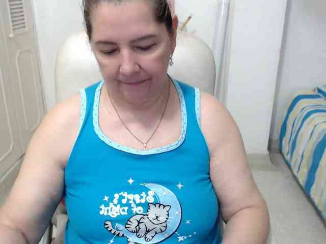 leonela-68 webcam