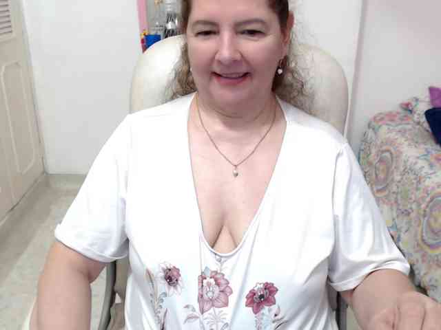 leonela-68 webcam