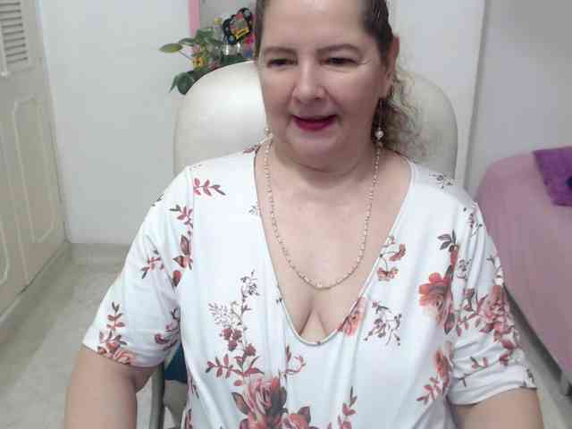 leonela-68 webcam