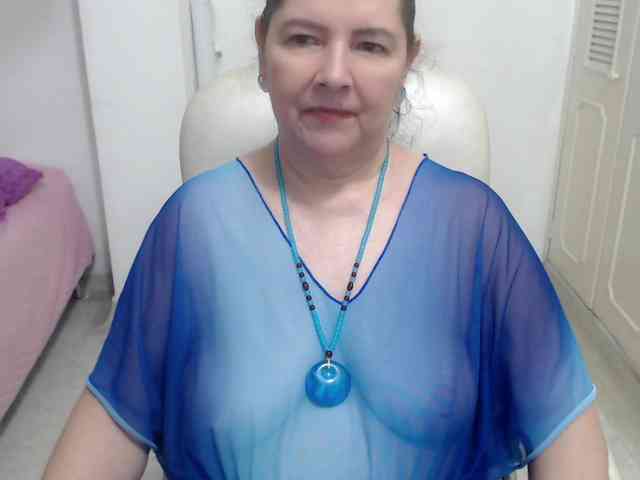 leonela-68 webcam