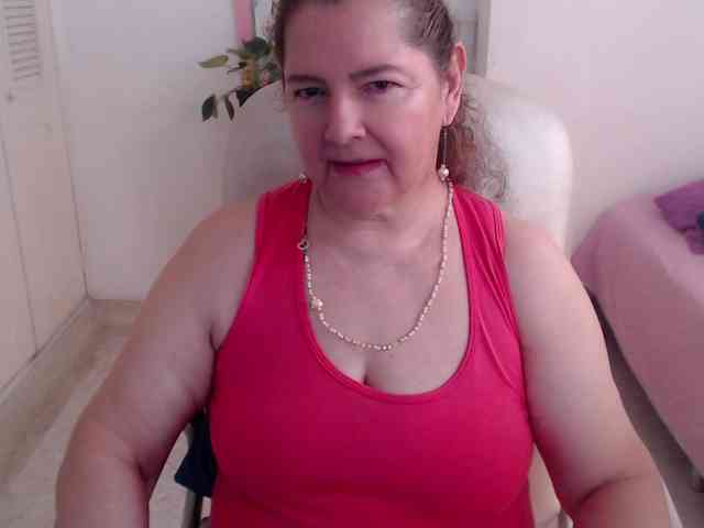 leonela-68 webcam