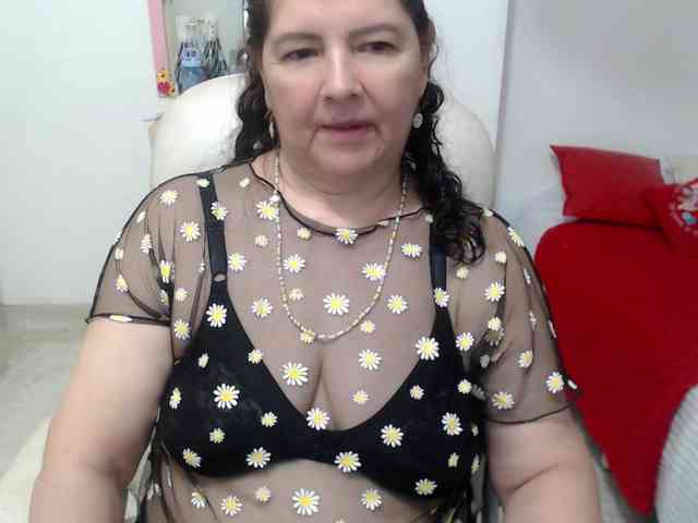 leonela-68