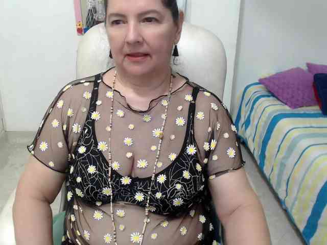 leonela-68 webcam