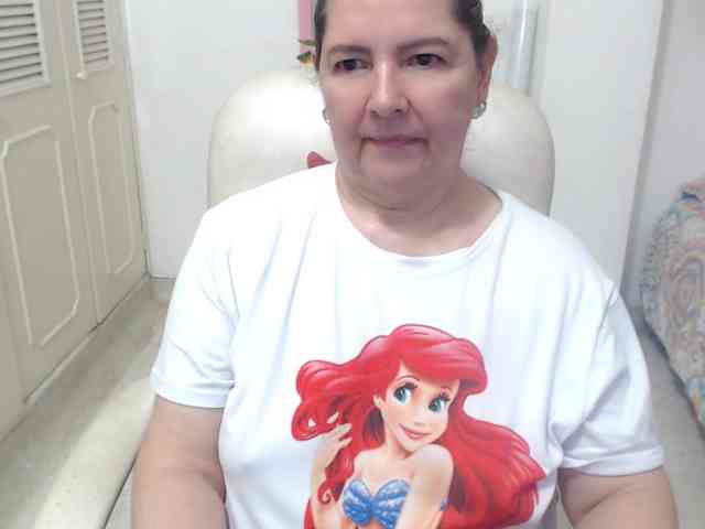 leonela-68 webcam