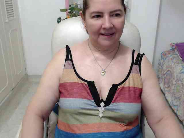 leonela-68 webcam