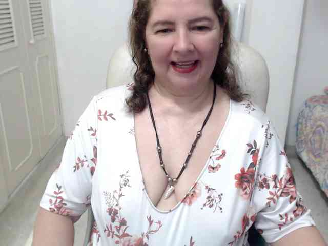 leonela-68 webcam