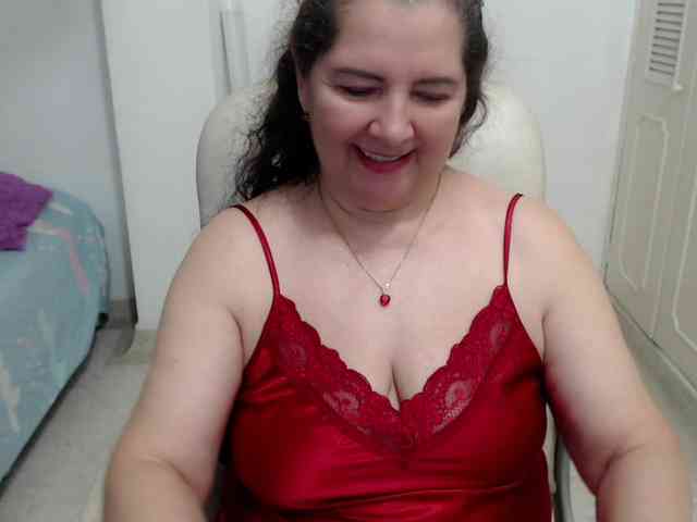 leonela-68 webcam