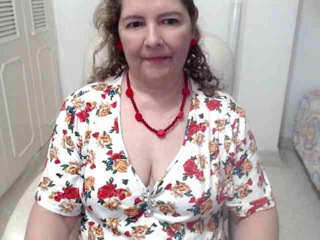leonela-68 webcam
