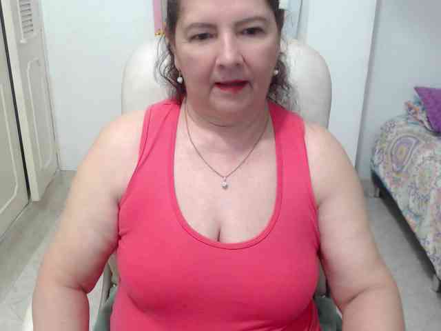 leonela-68