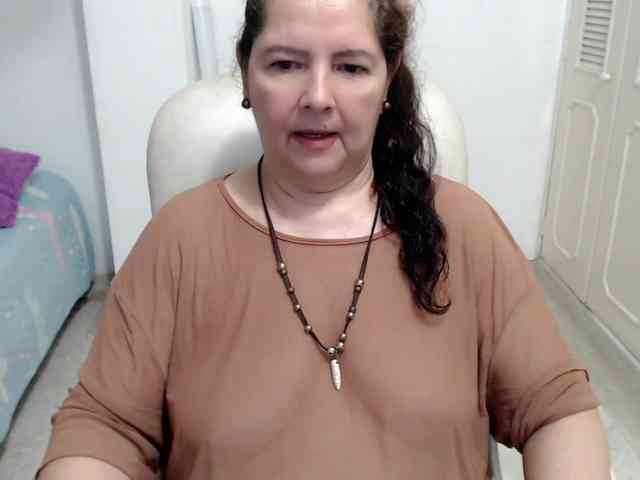 leonela-68 webcam
