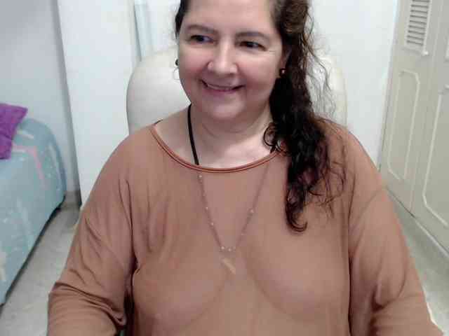 leonela-68 webcam