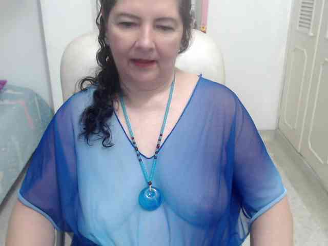 leonela-68 webcam