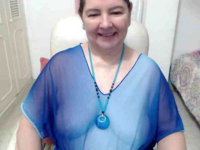 leonela-68 webcam
