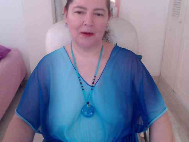 leonela-68 webcam