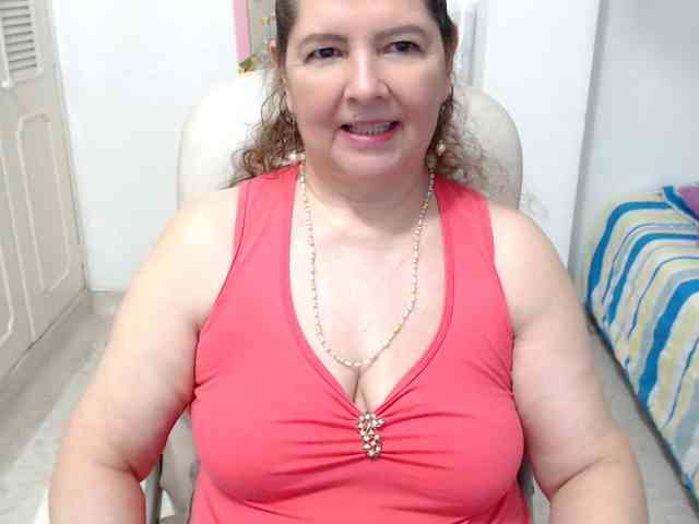 leonela-68 webcam
