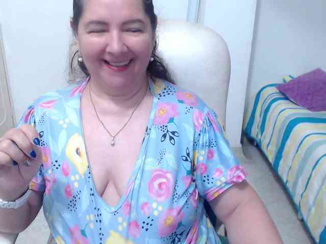 leonela-68