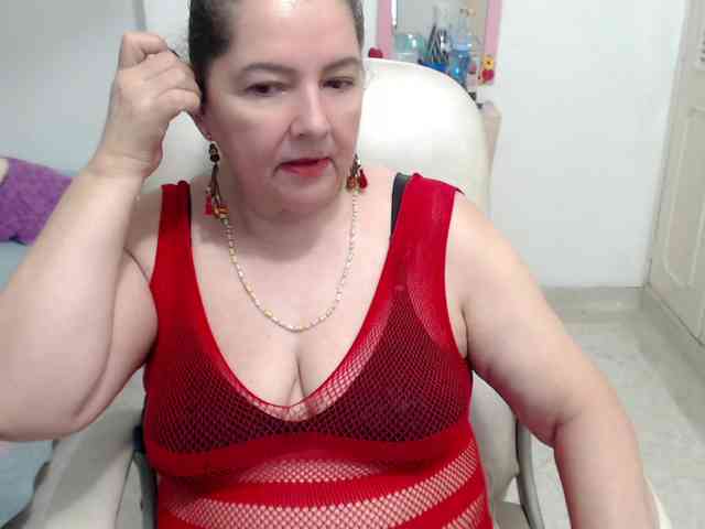 leonela-68 webcam