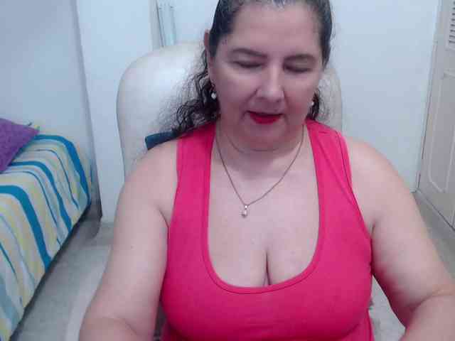 leonela-68 webcam