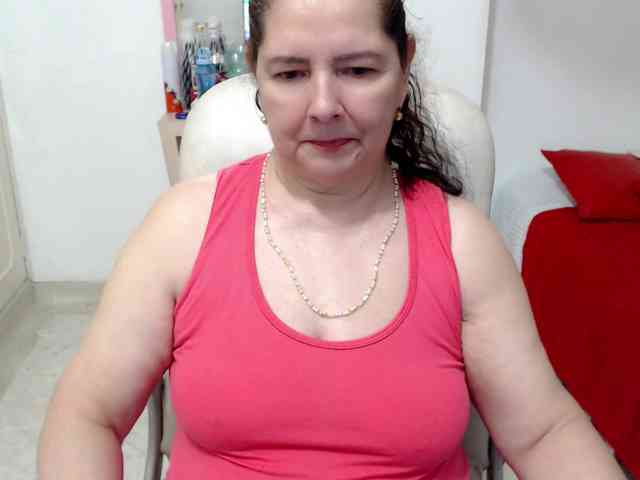 leonela-68