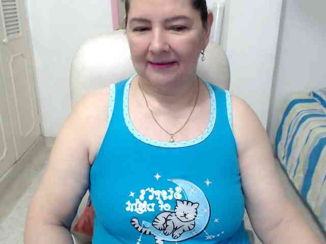 leonela-68 webcam