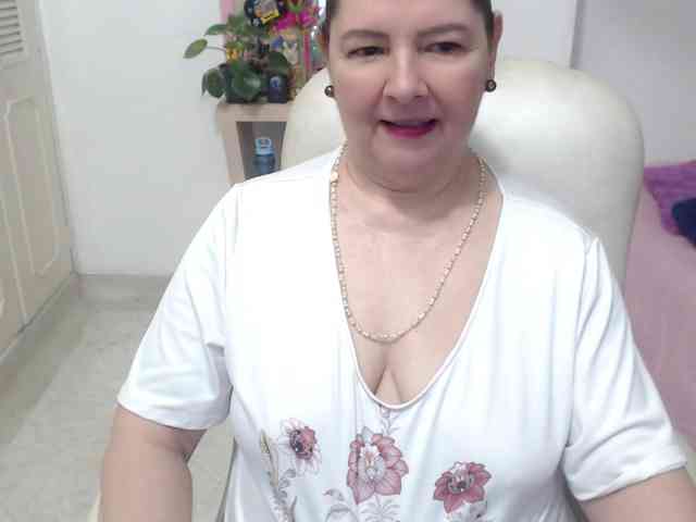 leonela-68 webcam