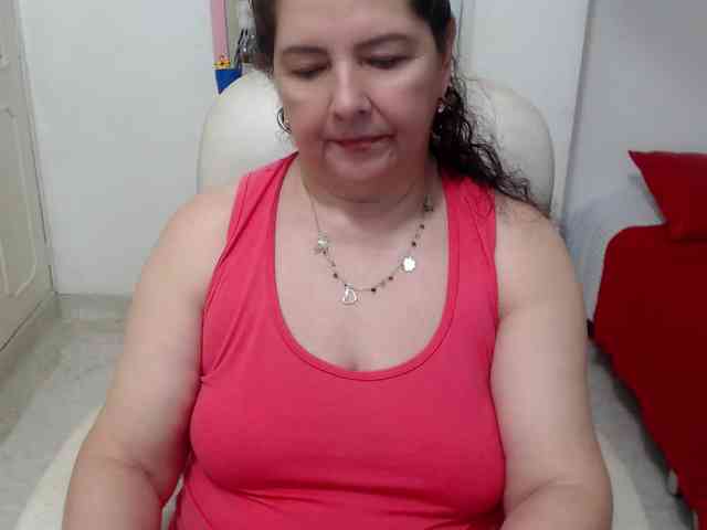 leonela-68