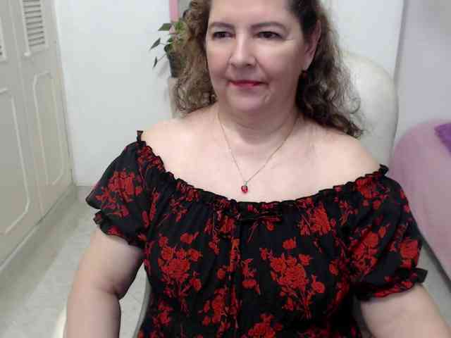 leonela-68