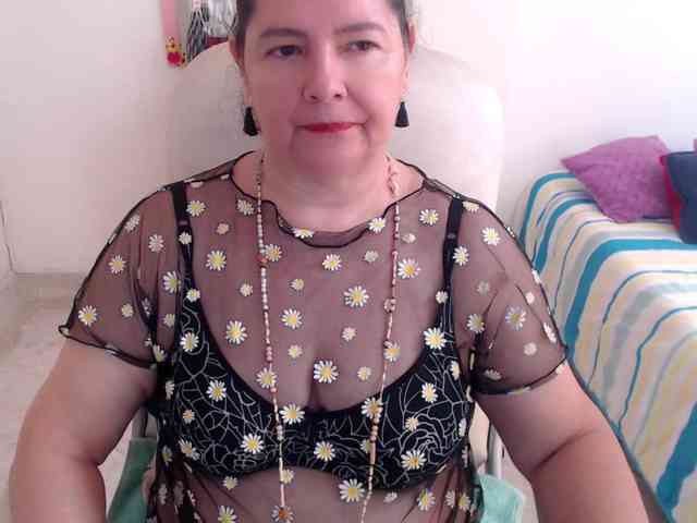 leonela-68 webcam