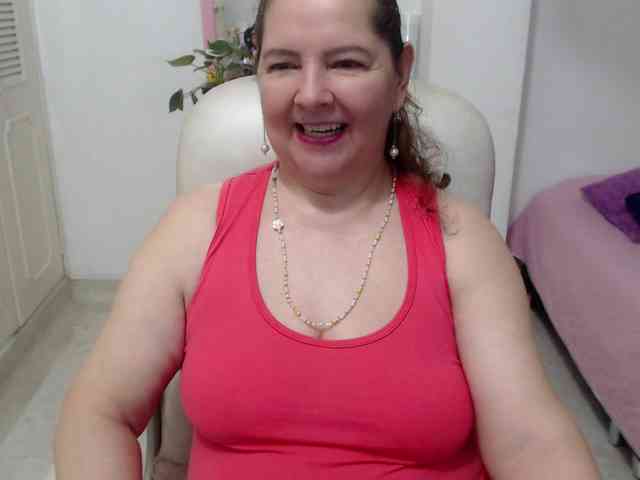 leonela-68 webcam