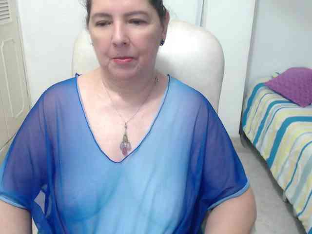 leonela-68 webcam