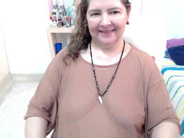 leonela-68 webcam