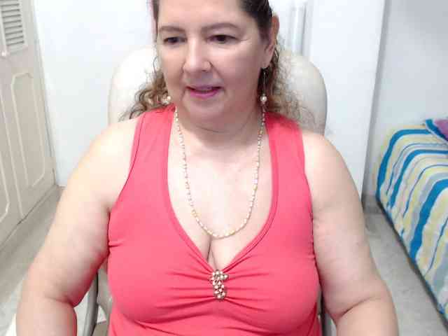 leonela-68