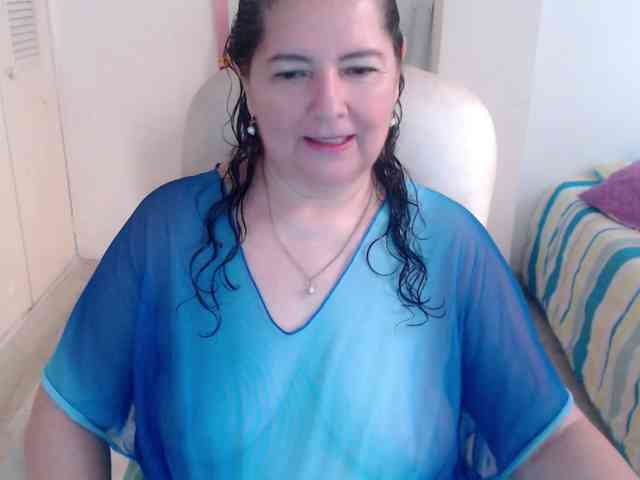 leonela-68 webcam