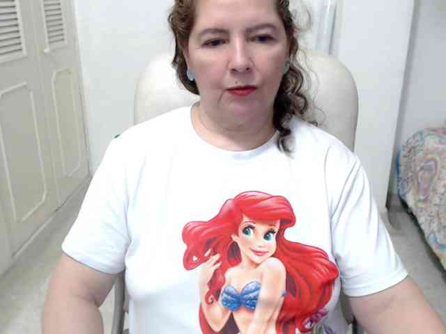 leonela-68 webcam