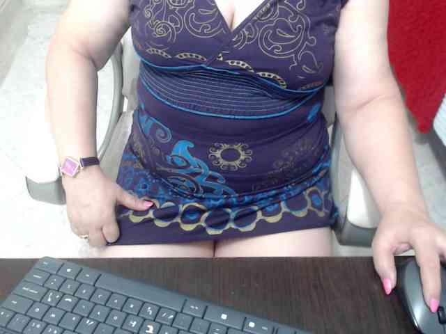 leonela-68 Live Webcam on BongaCams