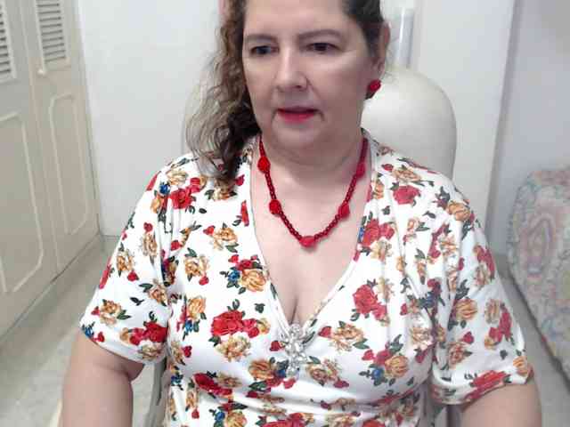 leonela-68 webcam