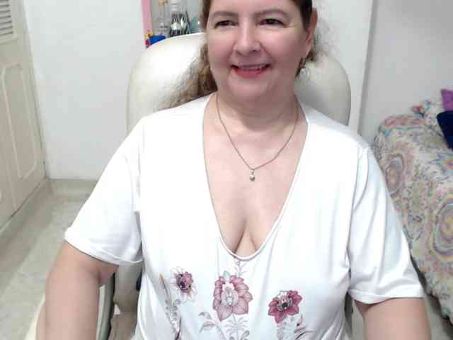 leonela-68 webcam