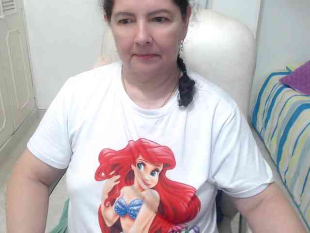 leonela-68 webcam