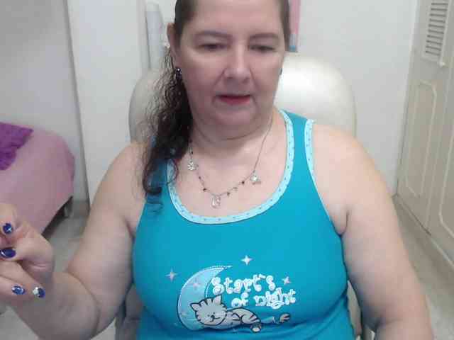 leonela-68 webcam