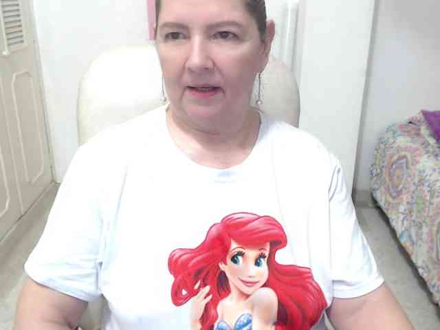leonela-68 webcam