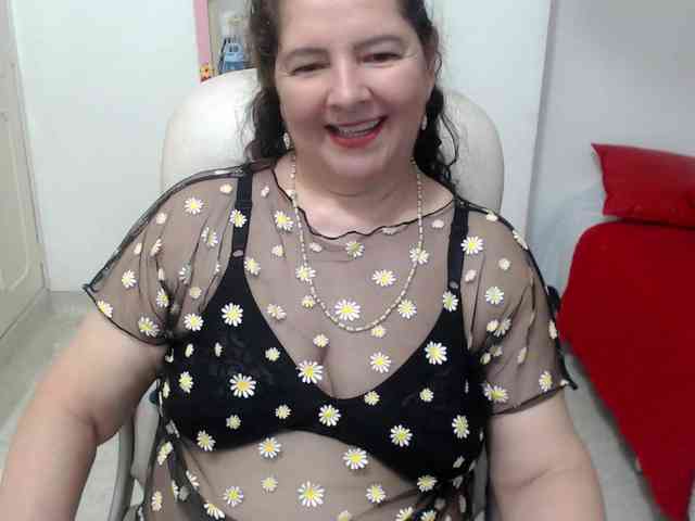 leonela-68 webcam